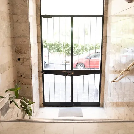 Lejlighed Adelina House *